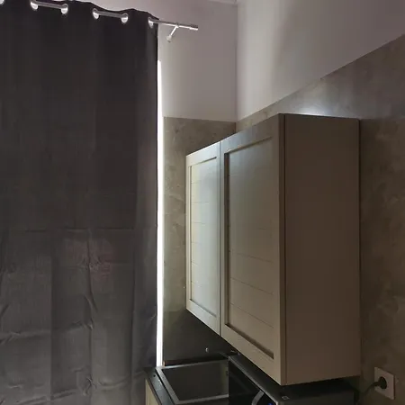 Milan * Pola
